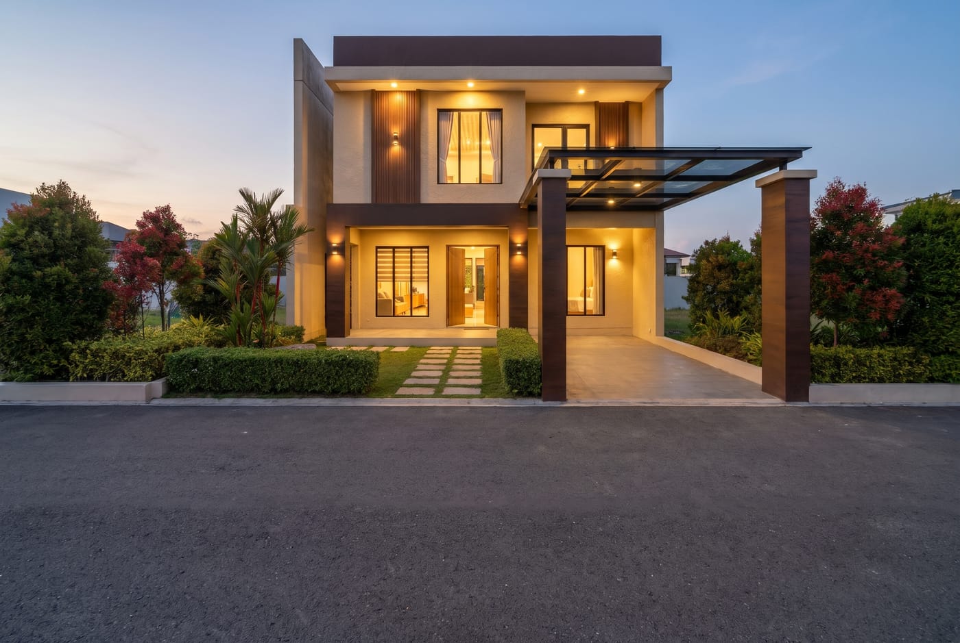 Contemporary outdoor space